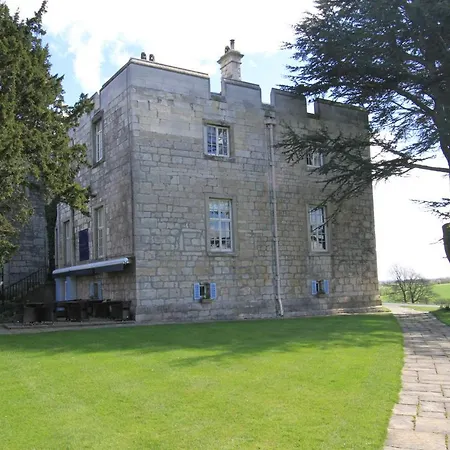 Casa di campagna Hazlewood Castle & *