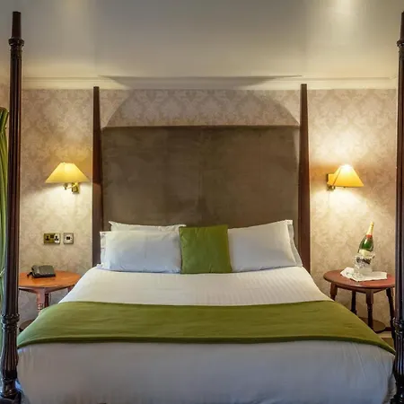 Gospodarstwo wiejskie Hazlewood Castle&spa Tadcaster