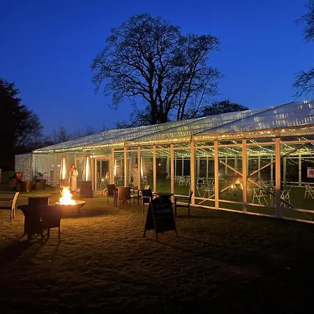Hazlewood Castle&spa