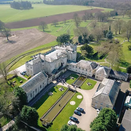 Hazlewood Castle & Casa di campagna