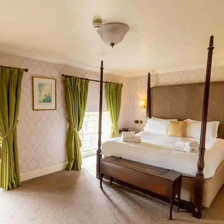 Hazlewood Castle&spa Gospodarstwo wiejskie Tadcaster