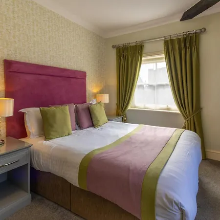 Hazlewood Castle&spa Gospodarstwo wiejskie Tadcaster