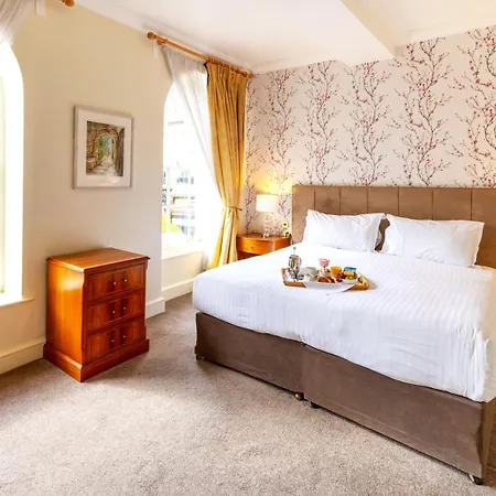 Hazlewood Castle&spa Gospodarstwo wiejskie Tadcaster
