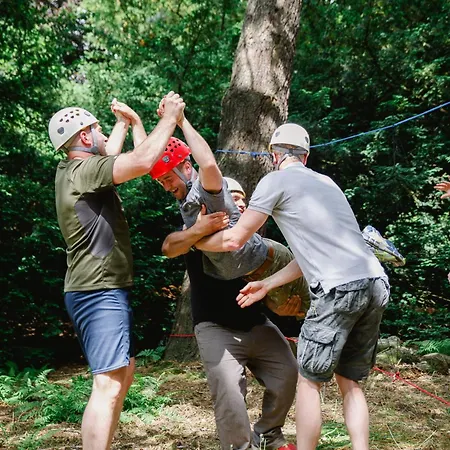 Country house Hazlewood Castle & *