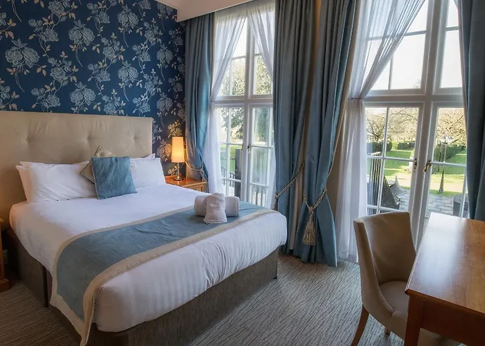 Hazlewood Castle & *