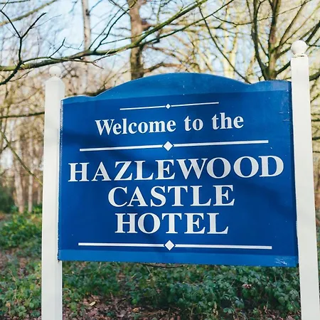 Hazlewood Castle & タッドカスター