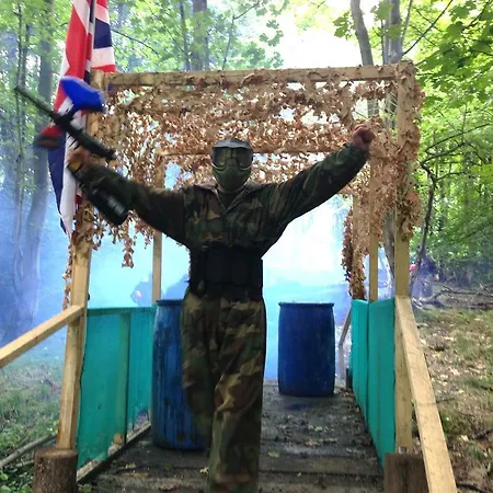 Hazlewood Castle & منزل ريفي *